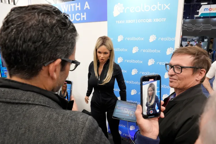 NY school pauses plan to deploy robot teacher